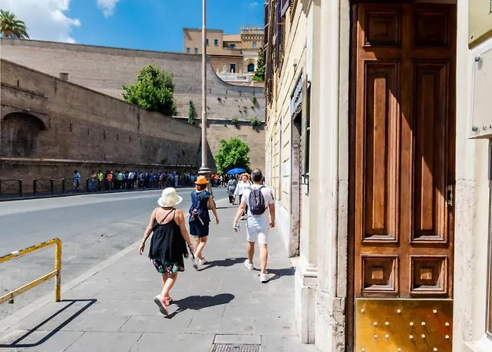 Charming 招待所 罗马